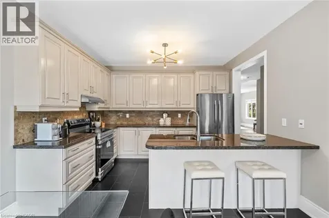 1360 Rolph Terrace Milton ON L9T 7E1