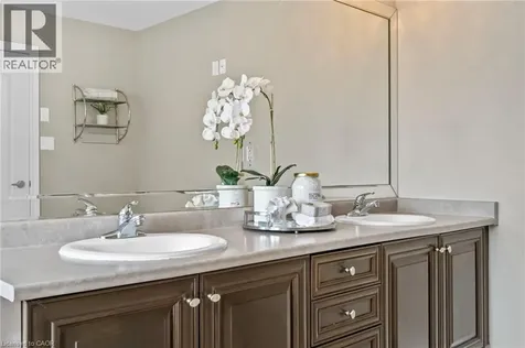 1360 Rolph Terrace Milton ON L9T 7E1