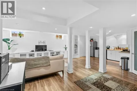 1360 Rolph Terrace Milton ON L9T 7E1
