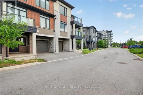 590 North Service Road Hamilton (lakeshore) ON L8E 0K5