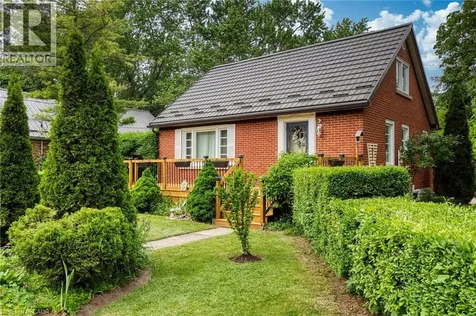 5 Brentwood Avenue Kitchener ON N2H 2C4