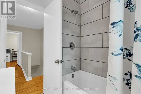 1202 Summerville Avenue Ottawa ON K1Z 8G4