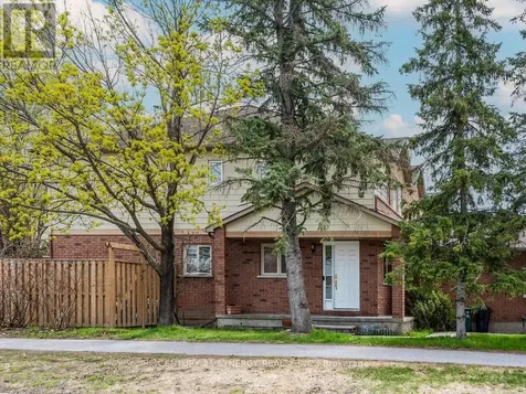 1 Winnegreen Court Ottawa ON K1G 5P3