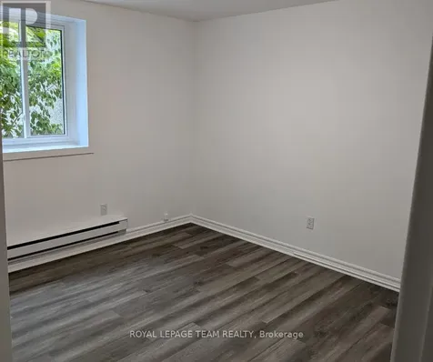 29 Stevenson Avenue Ottawa ON K1Z 6M9
