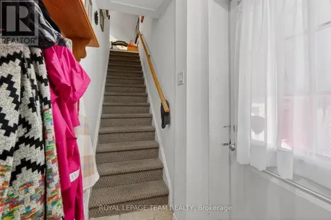 29 Stevenson Avenue Ottawa ON K1Z 6M9
