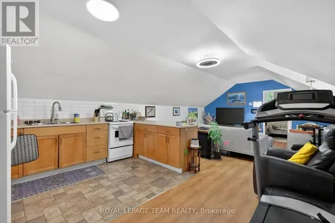 29 Stevenson Avenue Ottawa ON K1Z 6M9