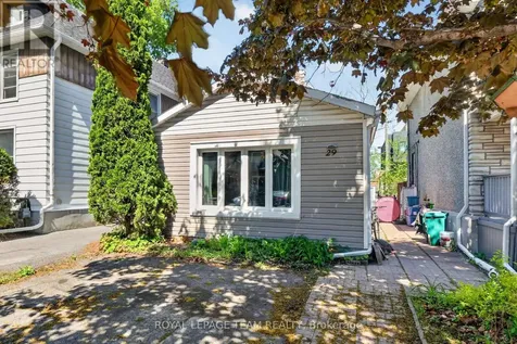 29 Stevenson Avenue Ottawa ON K1Z 6M9