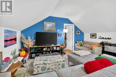 29 Stevenson Avenue Ottawa ON K1Z 6M9