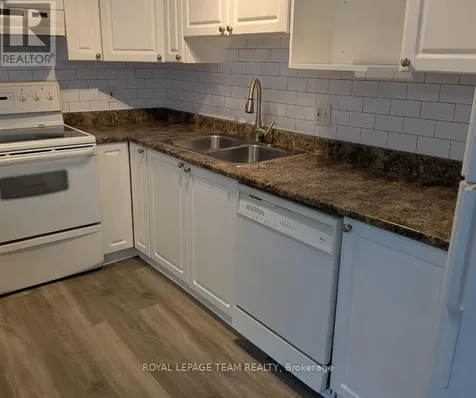 29 Stevenson Avenue Ottawa ON K1Z 6M9