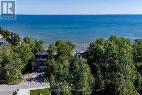 2228 Shore Lane Wasaga Beach ON L9Z 2X6