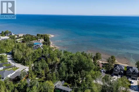 2228 Shore Lane Wasaga Beach ON L9Z 2X6