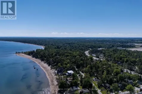 2228 Shore Lane Wasaga Beach ON L9Z 2X6
