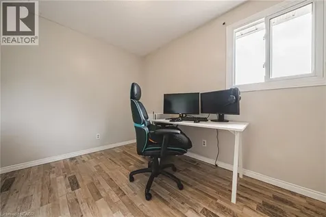 27 Ludlow Crescent Brantford ON N3P 1V2