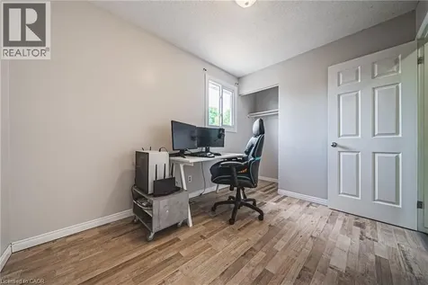 27 Ludlow Crescent Brantford ON N3P 1V2