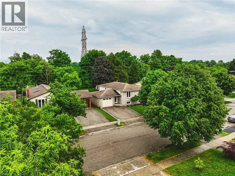 27 Ludlow Crescent Brantford ON N3P 1V2