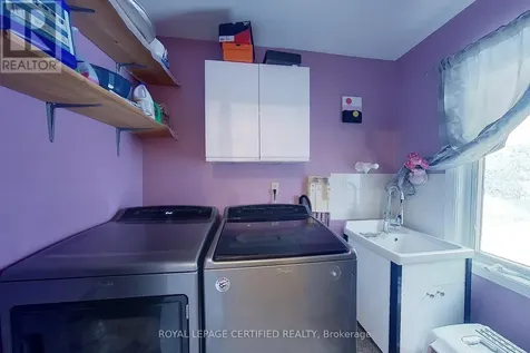 233 Benesfort Crescent Kitchener ON N2N 3B5