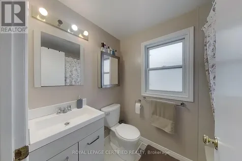 233 Benesfort Crescent Kitchener ON N2N 3B5