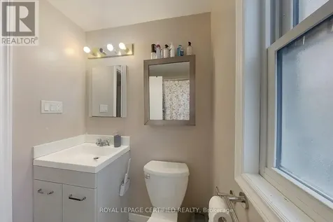 233 Benesfort Crescent Kitchener ON N2N 3B5