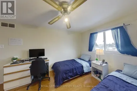233 Benesfort Crescent Kitchener ON N2N 3B5