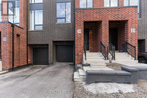 19 Desiree Place Caledon (bolton West) ON L7E 4L2