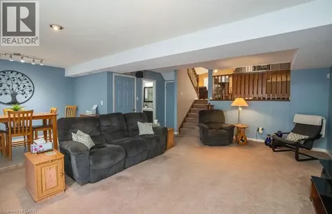 106 Ossington Drive Hamilton ON L8W 3S5