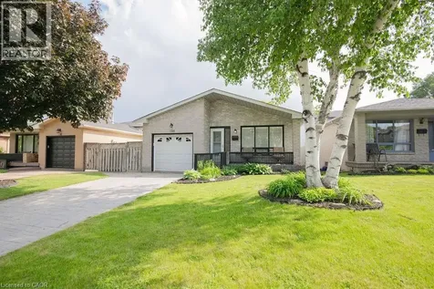106 Ossington Drive Hamilton ON L8W 3S5