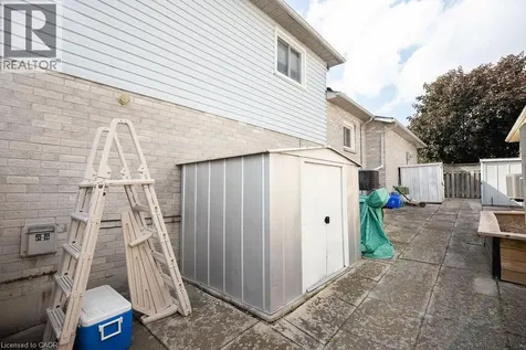 106 Ossington Drive Hamilton ON L8W 3S5