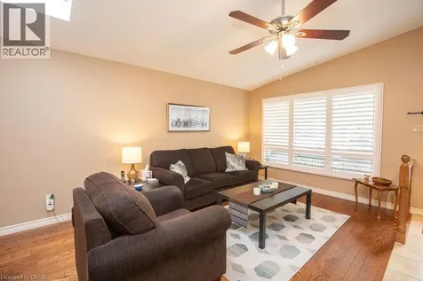106 Ossington Drive Hamilton ON L8W 3S5