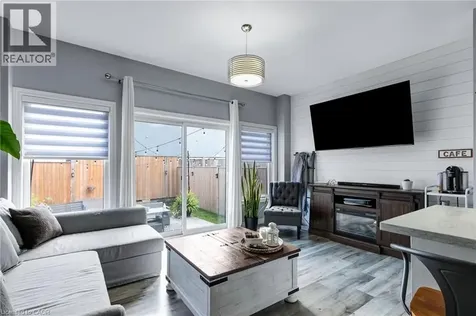 688 Dunn Avenue Hamilton ON L8H 6M6