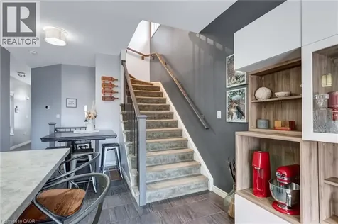 688 Dunn Avenue Hamilton ON L8H 6M6