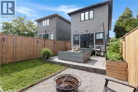 688 Dunn Avenue Hamilton ON L8H 6M6