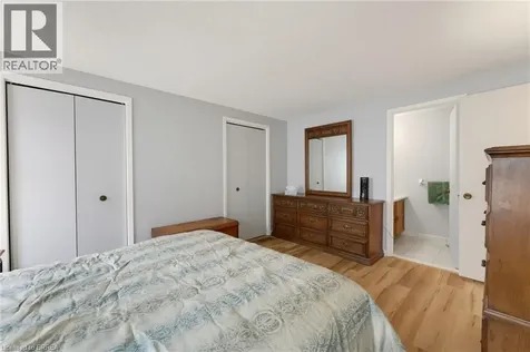 391 Knightsbridge Crescent Ancaster ON L9G 3S4