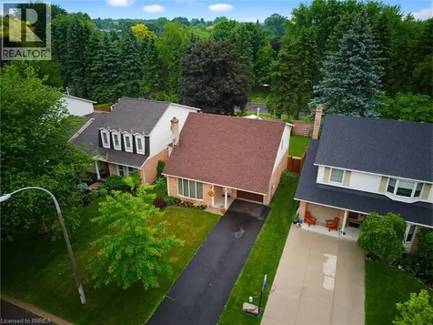 391 Knightsbridge Crescent Ancaster ON L9G 3S4