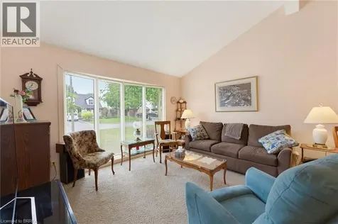 391 Knightsbridge Crescent Ancaster ON L9G 3S4
