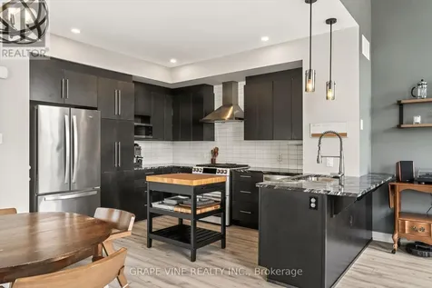 4802 Abbott Street East Ottawa ON K2V 0L4