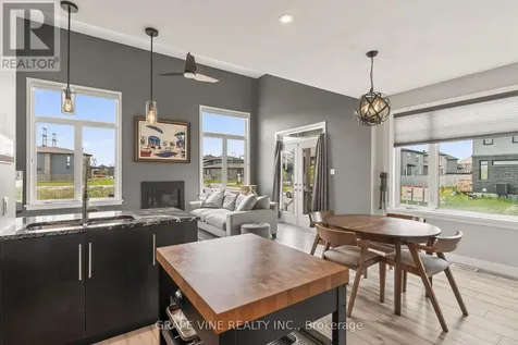 4802 Abbott Street East Ottawa ON K2V 0L4