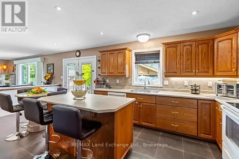 785 Woodland Drive Saugeen Shores ON N0H 2C4