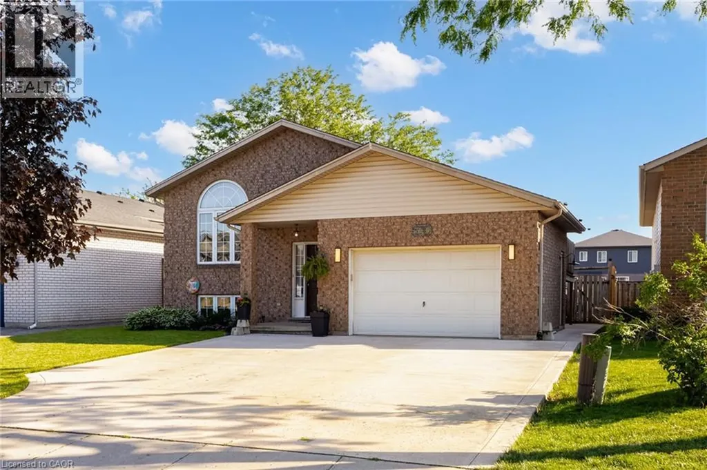 7880 Ascot Circle Niagara Falls ON L2H 3E4
