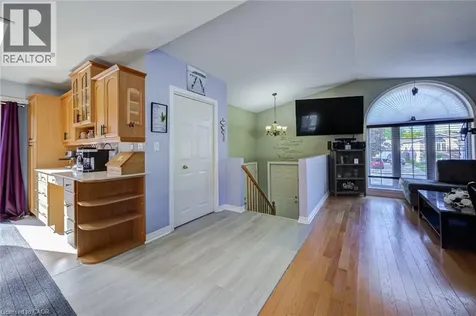 7880 Ascot Circle Niagara Falls ON L2H 3E4