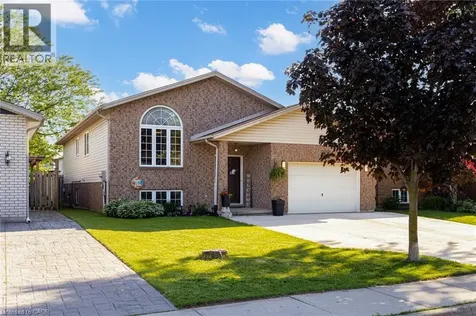 7880 Ascot Circle Niagara Falls ON L2H 3E4