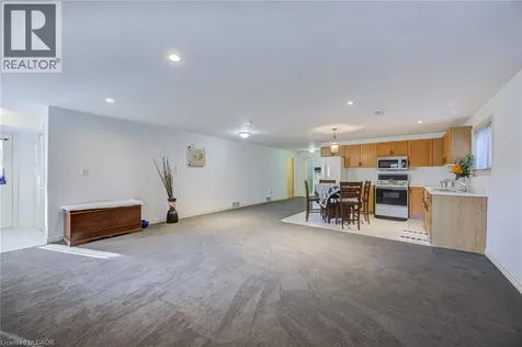 7880 Ascot Circle Niagara Falls ON L2H 3E4
