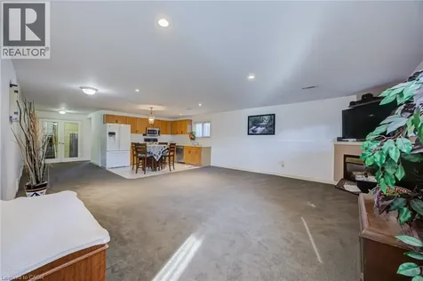 7880 Ascot Circle Niagara Falls ON L2H 3E4