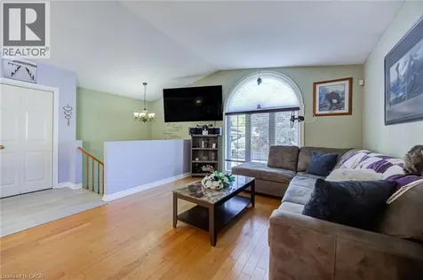 7880 Ascot Circle Niagara Falls ON L2H 3E4