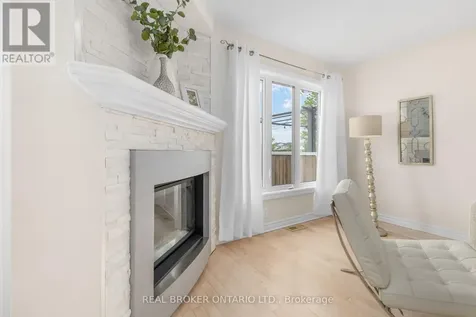 124 Silvermoon Crescent Ottawa ON K4A 0P5