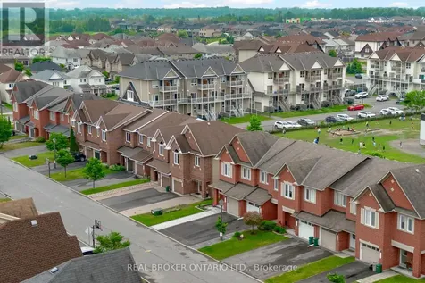 124 Silvermoon Crescent Ottawa ON K4A 0P5