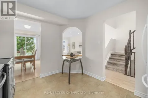 124 Silvermoon Crescent Ottawa ON K4A 0P5