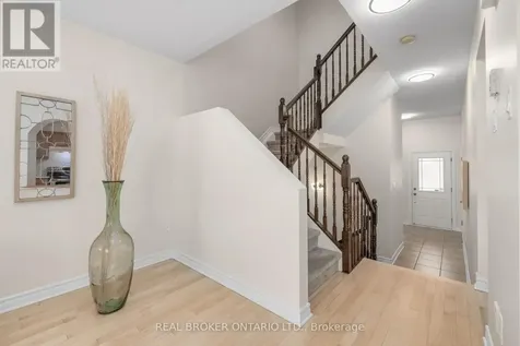 124 Silvermoon Crescent Ottawa ON K4A 0P5