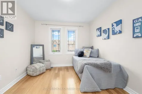 124 Silvermoon Crescent Ottawa ON K4A 0P5