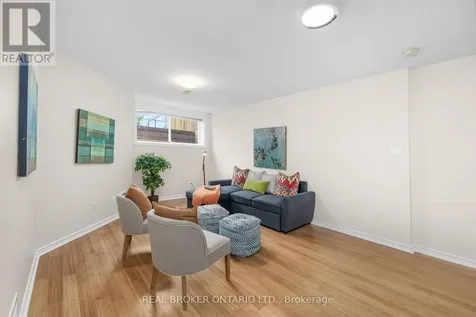 124 Silvermoon Crescent Ottawa ON K4A 0P5