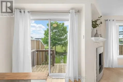 124 Silvermoon Crescent Ottawa ON K4A 0P5